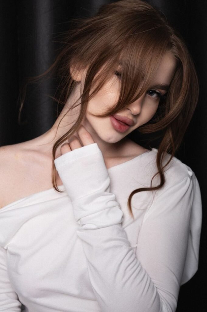 Stylish Dp for Girls