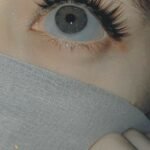 simple girl eyes pic