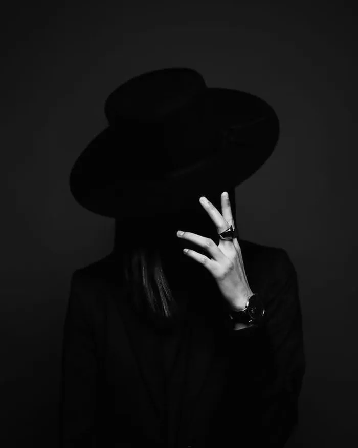 profile black dp for girls 1