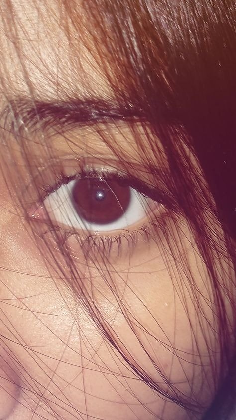 simple girl eyes pic 5