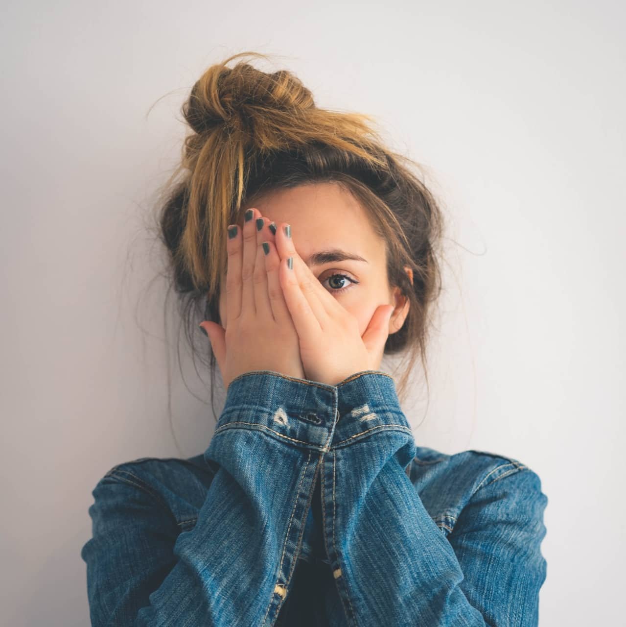 Hidden-Face-dp-for-Girls-18