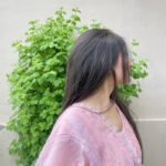 Stylish & Cute Girls DP Images for Instagram Hidden Face Edition 15 hidden-face-girl-aesthetic-dp