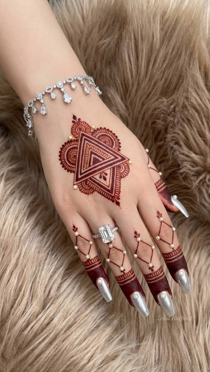 Latest 100+ Mehndi Design Front Full Hand 2026 – Trending & Stylish Collection 14 eid mehndi design front hand 2