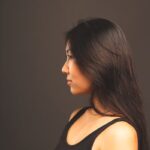 Aesthetic Side Pose Girls pic for Instagram 37 free photo of profile portrait of a young woman with dark hair 4