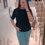 real girl pic hide face 2